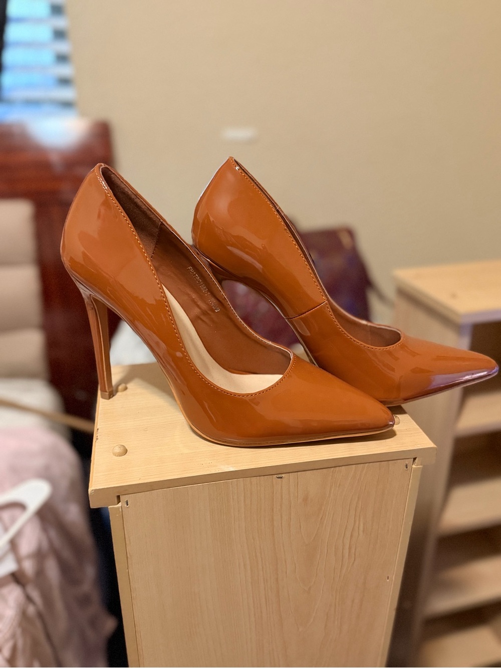 Women's Patent Pointed-Toe Stiletto Pumps - Caramel Brown